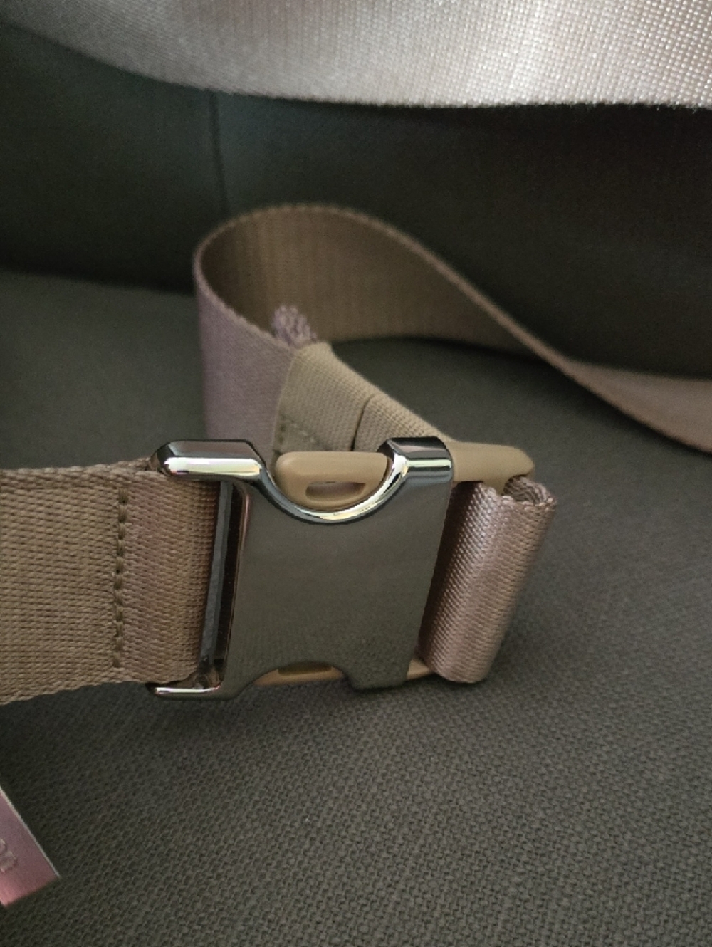 lululemon athletica Beige Belt Bag with White Logo Accent - Picture 4 of 7